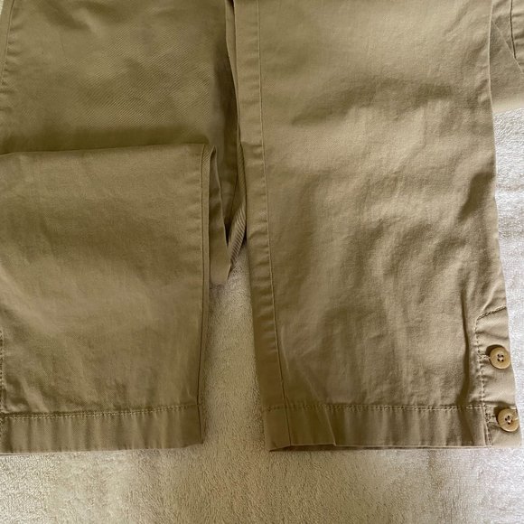 Tan cotton capris - Picture 10 of 10